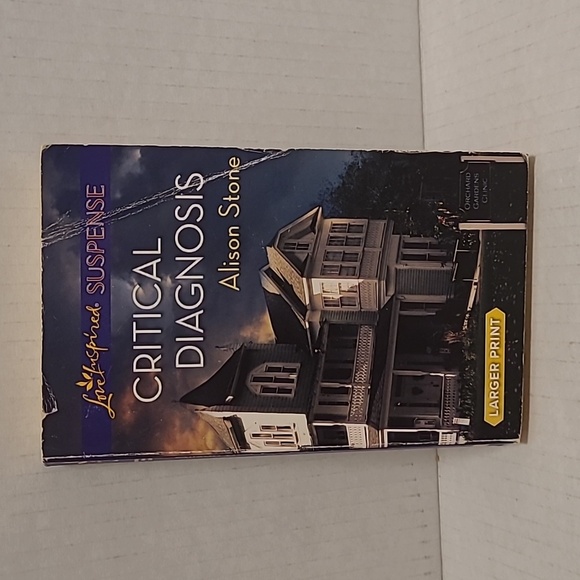 10 Large Print Love Inspired Suspense Inspirational Romance Paperback Books - Picture 8 of 16